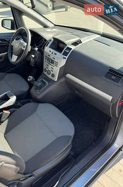 Мінівен Opel Zafira 2009 в 