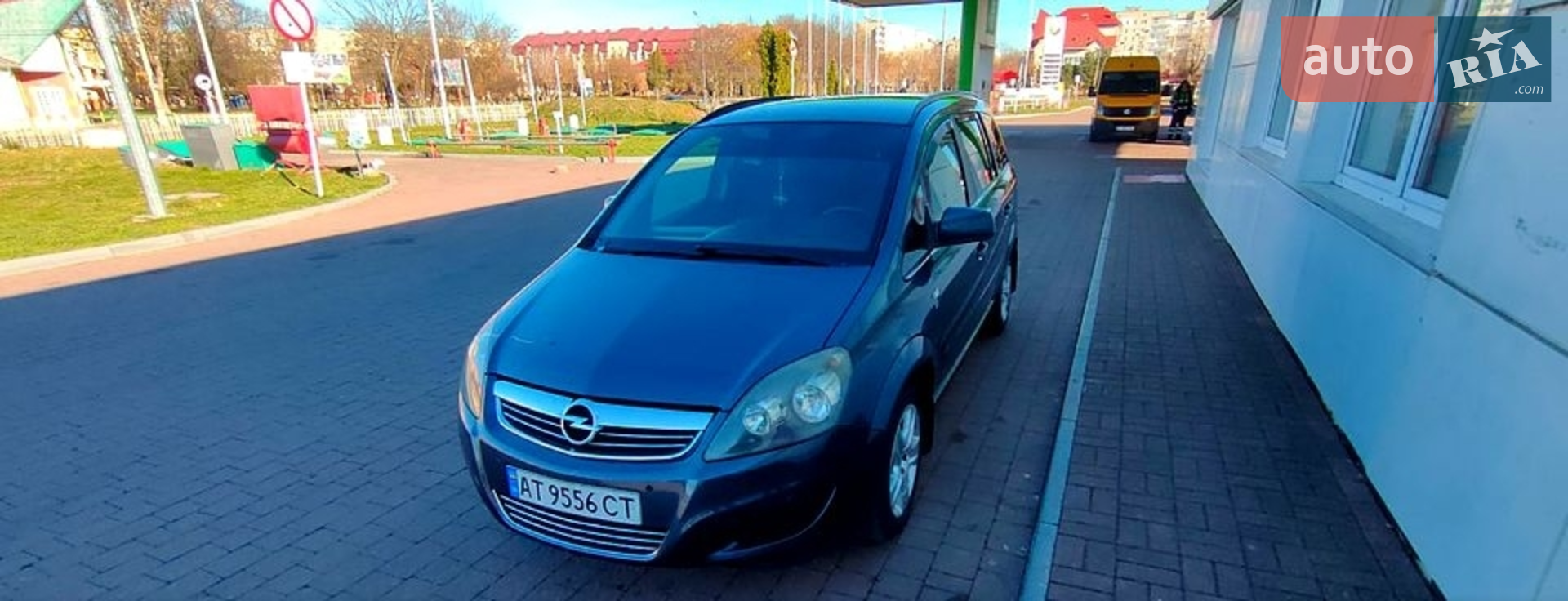 2010 Opel Zafira - мініатюра 12