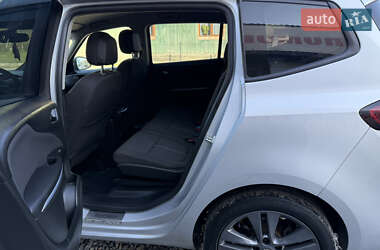 Минивэн Opel Zafira 2014 в 