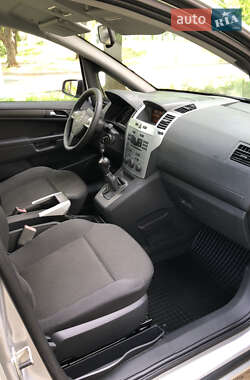 Мінівен Opel Zafira 2009 в 