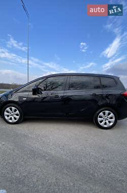 Микровэн Opel Zafira 2014 в 