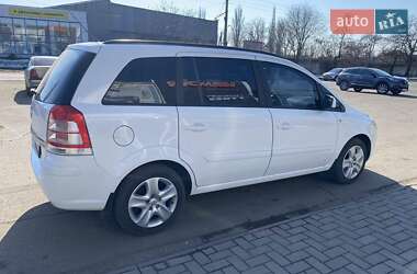 Минивэн Opel Zafira 2013 в 