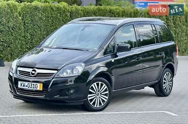 Мінівен Opel Zafira 2013 в 