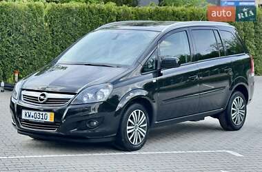 Мінівен Opel Zafira 2013 в 