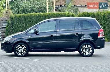 Мінівен Opel Zafira 2013 в 
