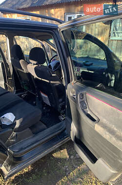 Минивэн Opel Zafira 2000 в 