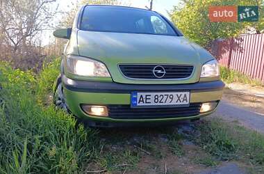 Мінівен Opel Zafira 2000 в Дніпрі