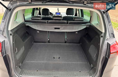Мінівен Opel Zafira 2013 в 