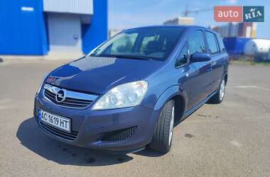 Минивэн Opel Zafira 2008 в 