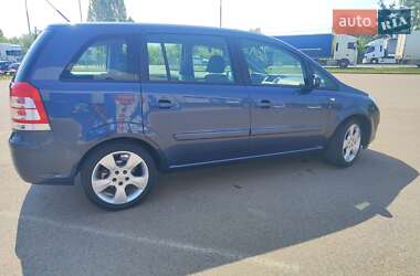 Минивэн Opel Zafira 2008 в 