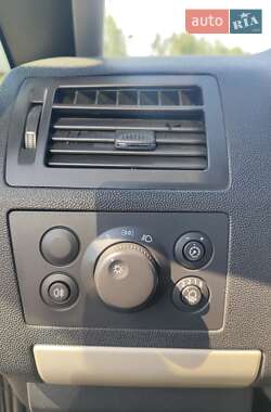 Минивэн Opel Zafira 2008 в 