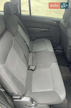 Мінівен Opel Zafira 2009 в 