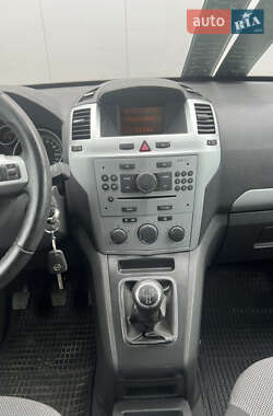 Мінівен Opel Zafira 2009 в 