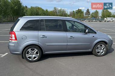 Мінівен Opel Zafira 2009 в 