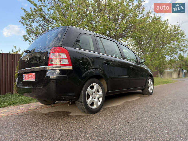 Opel Zafira 2008