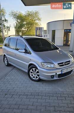 Мінівен Opel Zafira 2004 в Чемерівцях