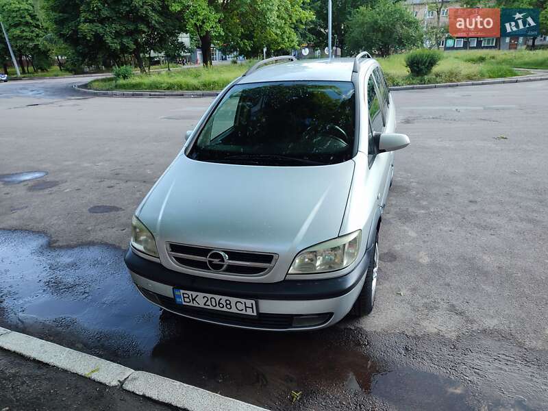 Мінівен Opel Zafira 2003 в Рівному