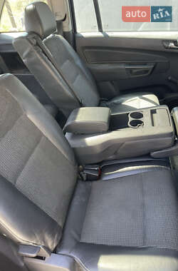 Минивэн Opel Zafira 2005 в 