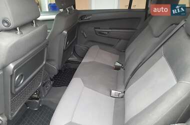 Минивэн Opel Zafira 2008 в 