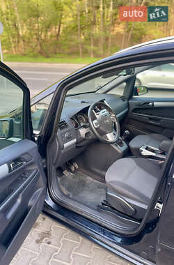 Минивэн Opel Zafira 2009 в 