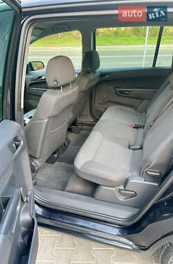 Минивэн Opel Zafira 2009 в 