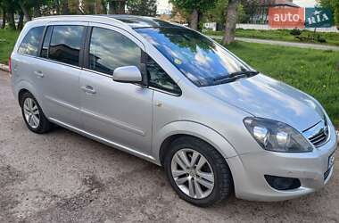 Opel Zafira 2011 Opel Zafira 2011