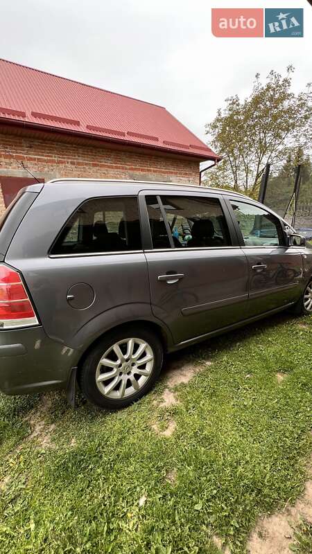 Минивэн Opel Zafira 2007 в Львове