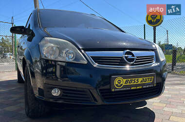 Минивэн Opel Zafira 2007 в Стрые