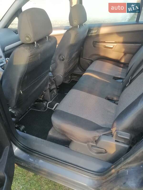 Мінівен Opel Zafira 2009 в Києві