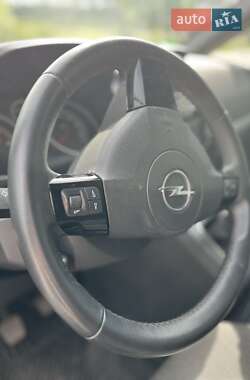 Мінівен Opel Zafira 2012 в 