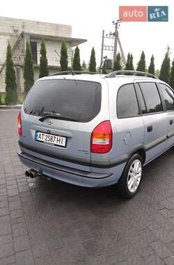Мінівен Opel Zafira 2002 в 