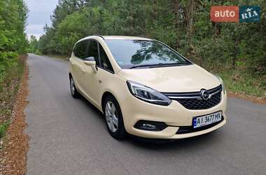 Минивэн Opel Zafira 2017 в 