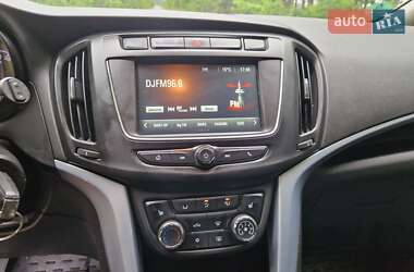 Минивэн Opel Zafira 2017 в 