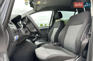 Мінівен Opel Zafira 2006 в 