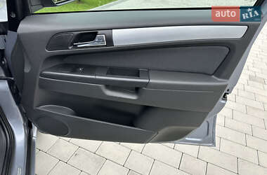 Мінівен Opel Zafira 2006 в 