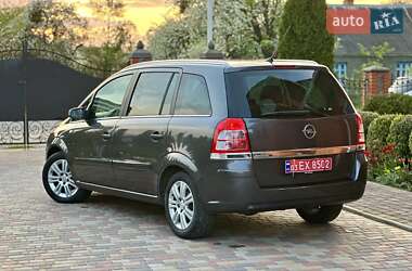 Минивэн Opel Zafira 2009 в 