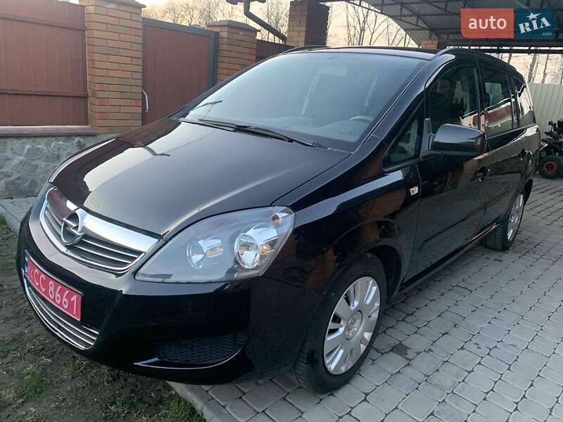 Минивэн Opel Zafira 2011 в Виннице