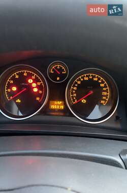 Мінівен Opel Zafira 2011 в 