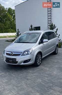 Opel Zafira 2010 Opel Zafira 2010