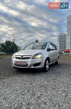 Opel Zafira 2012 Opel Zafira 2012