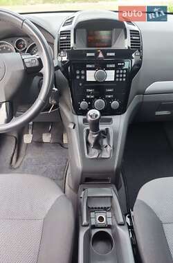 Минивэн Opel Zafira 2011 в 