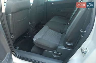 Мінівен Opel Zafira 2009 в 