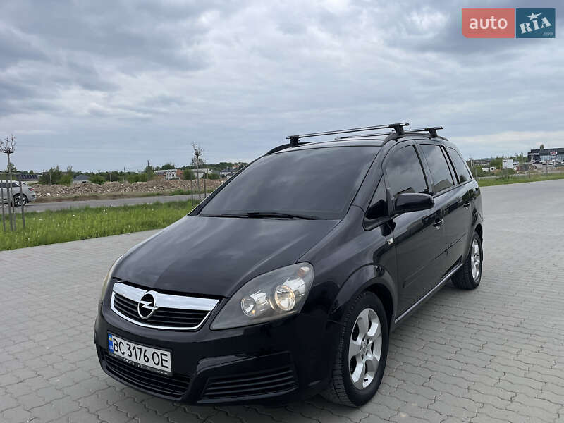 Мінівен Opel Zafira 2005 в Львові