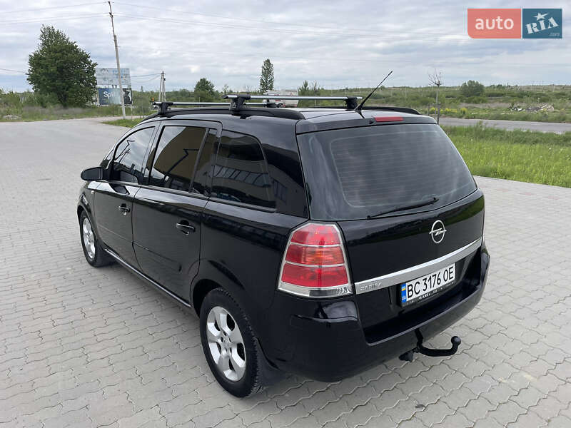 Мінівен Opel Zafira 2005 в Львові