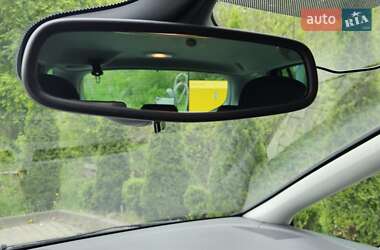 Мінівен Opel Zafira 2013 в 