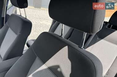Минивэн Opel Zafira 2011 в 