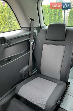 Мінівен Opel Zafira 2011 в 