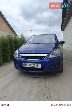Минивэн Opel Zafira 2009 в Костополе