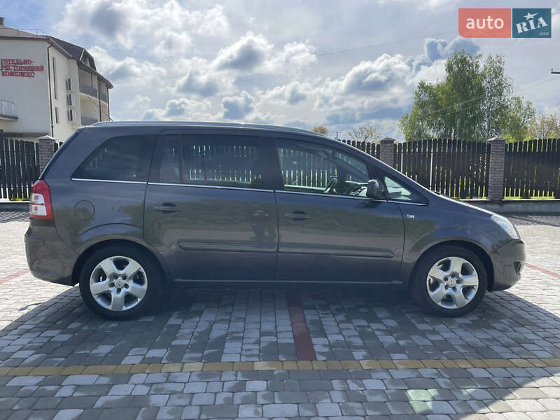 Минивэн Opel Zafira 2010 в Староконстантинове фото 6 Минивэн Opel Zafira 2010 в Староконстантинове