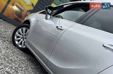 Мінівен Opel Zafira 2012 в 